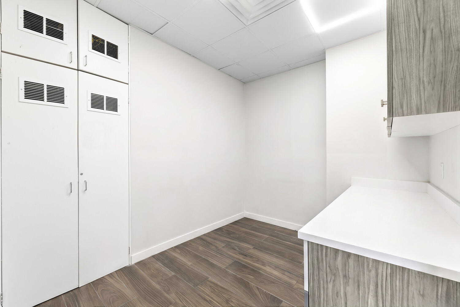 62-54 97th Place 2BC Forest Hills Queens NY 11374