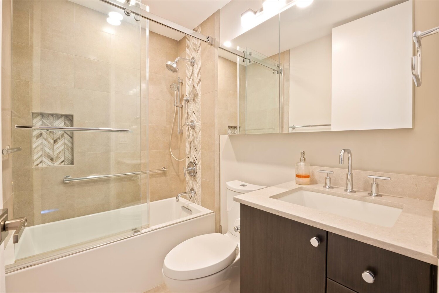146 West 57th Street 57D Midtown West New York NY 10019