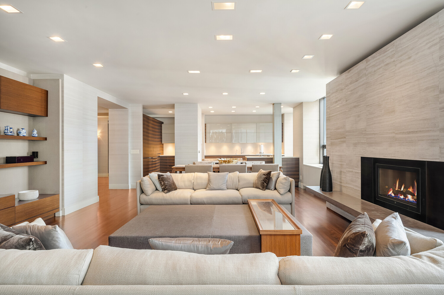15 West 53rd Street Midtown West New York NY 10019