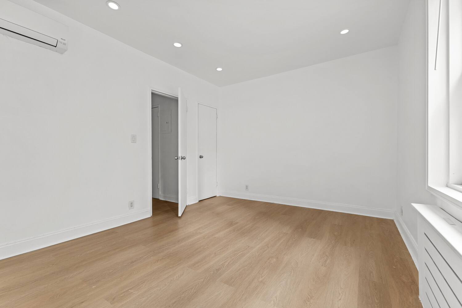 350 East 30th Street 1D Kips Bay New York NY 10016