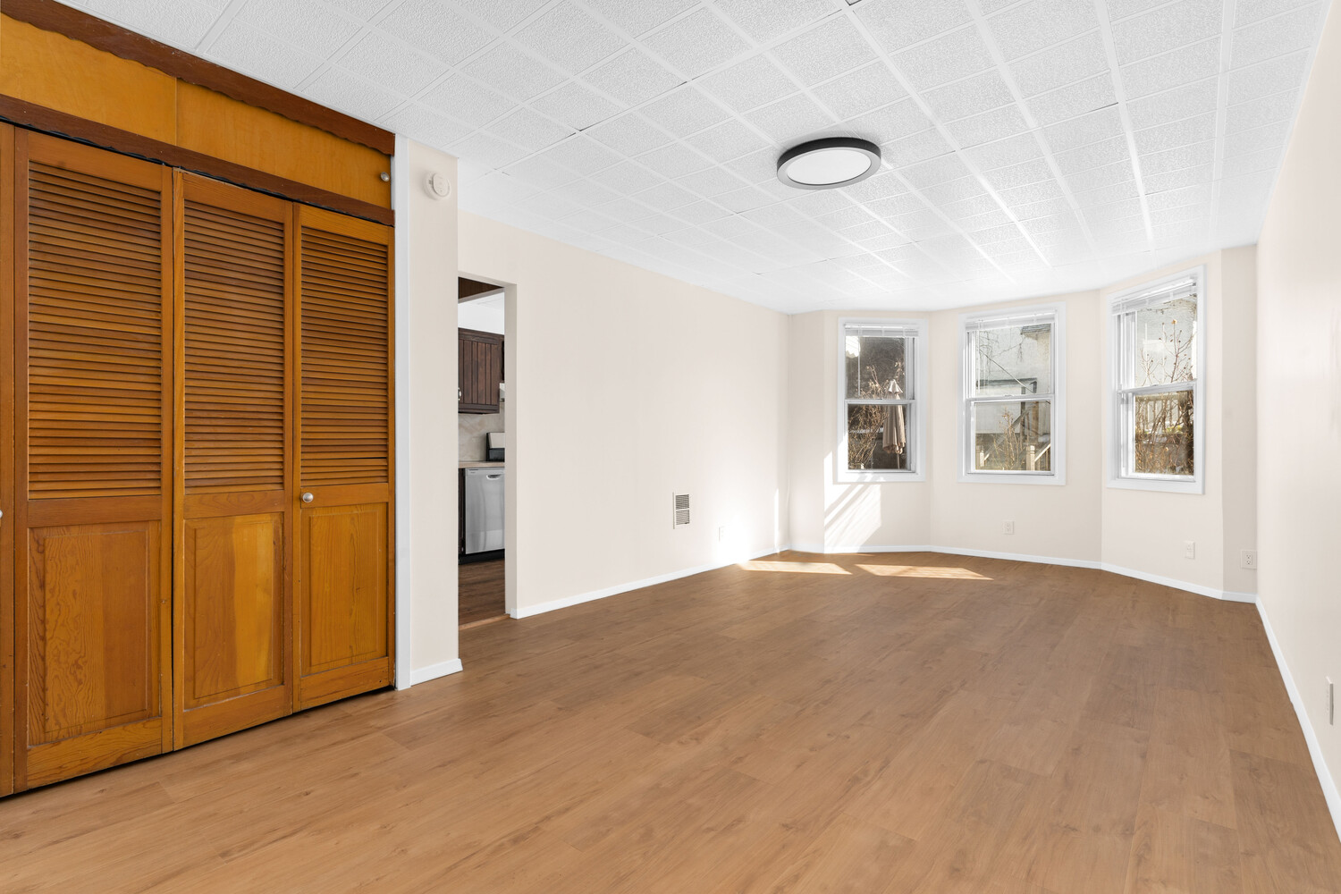 60-48 Flushing Avenue 1 Maspeth Queens NY 11378