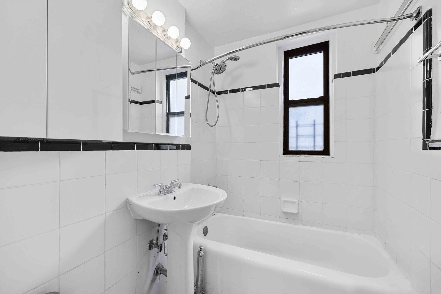 305 West 18th Street 4A Chelsea New York NY 10011