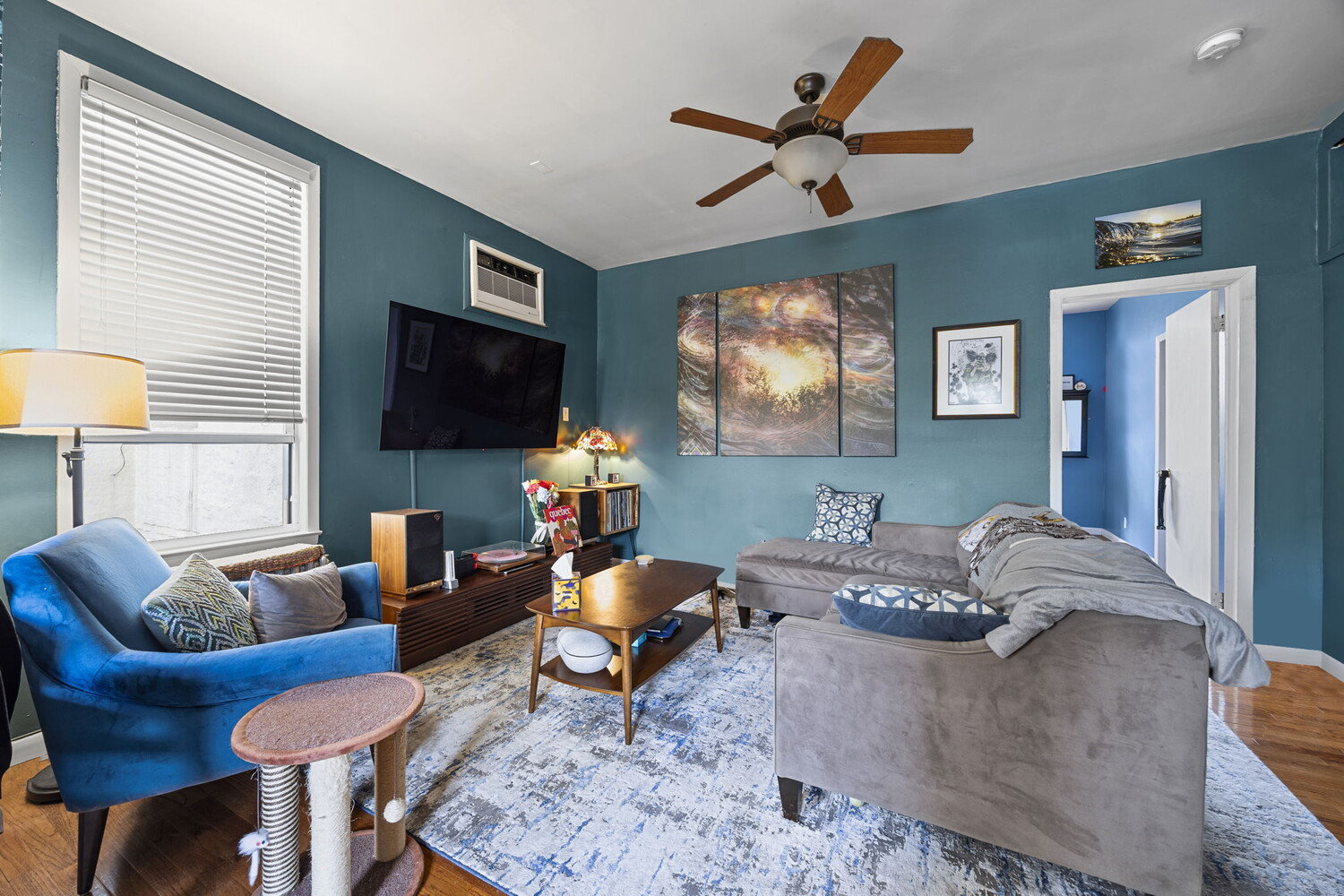 32-73 30th Street Long Island City Queens NY 11106