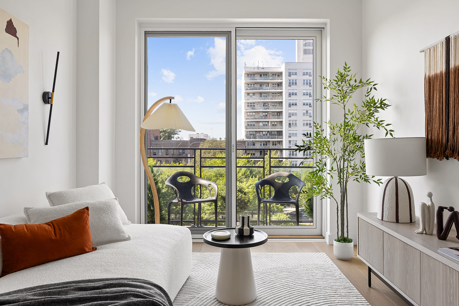 379 Ocean Parkway 5B Kensington Brooklyn NY 11218