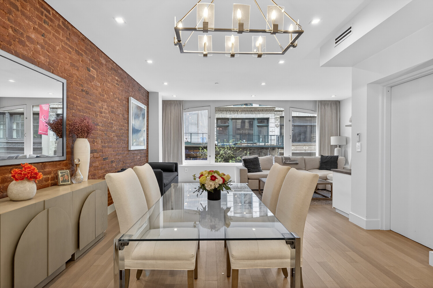 17 East 17th Street 2FL Flatiron District New York NY 10003