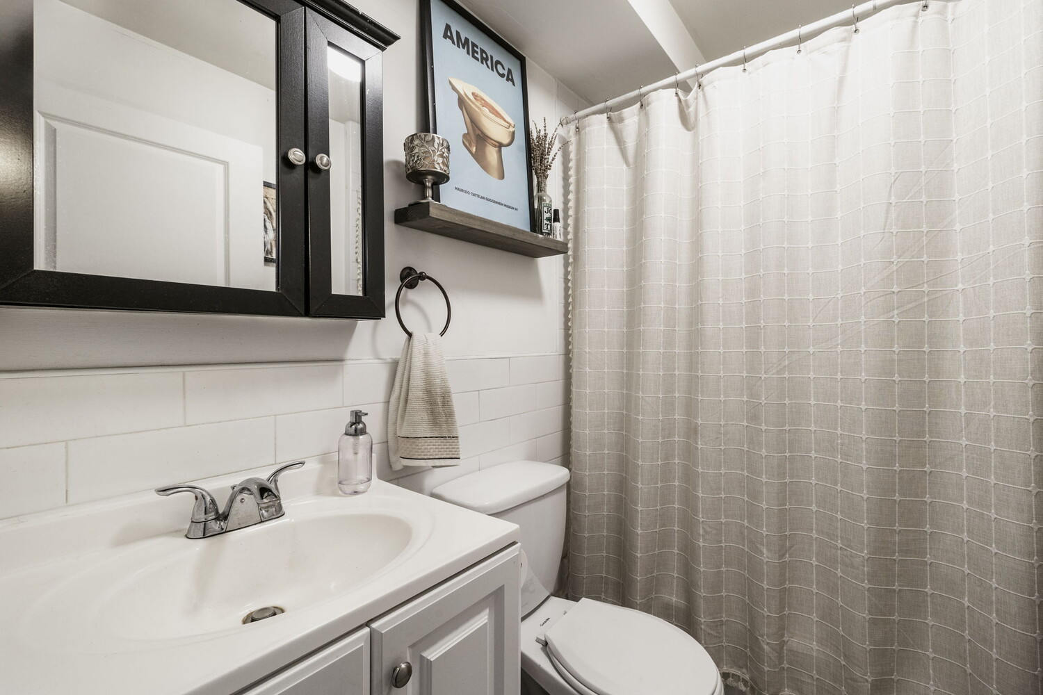 201 Huron Street 2B Greenpoint Brooklyn NY 11222