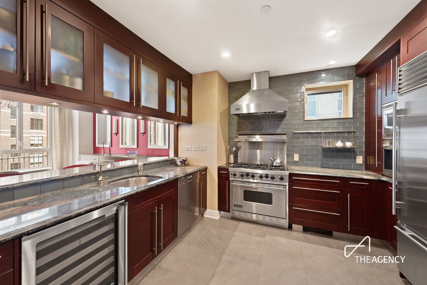 330 East 72nd Street Upper East Side New York NY 10021