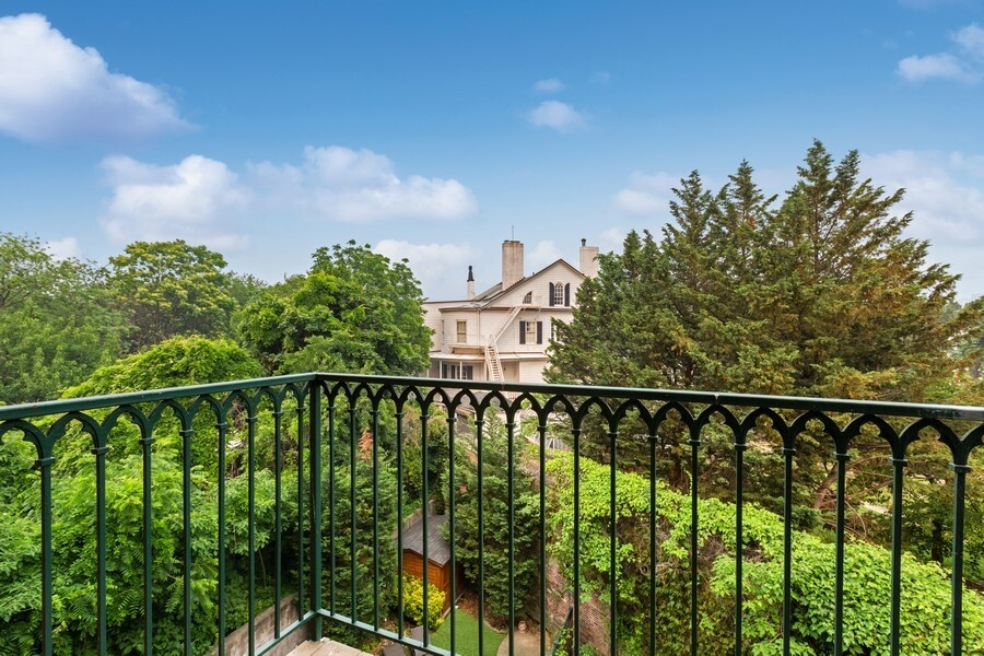 85 Hudson Avenue 4B Vinegar Hill Brooklyn NY 11201