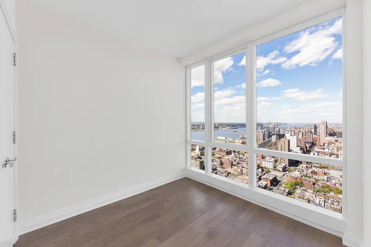 460 West 42nd Street 55A Clinton New York NY 10036