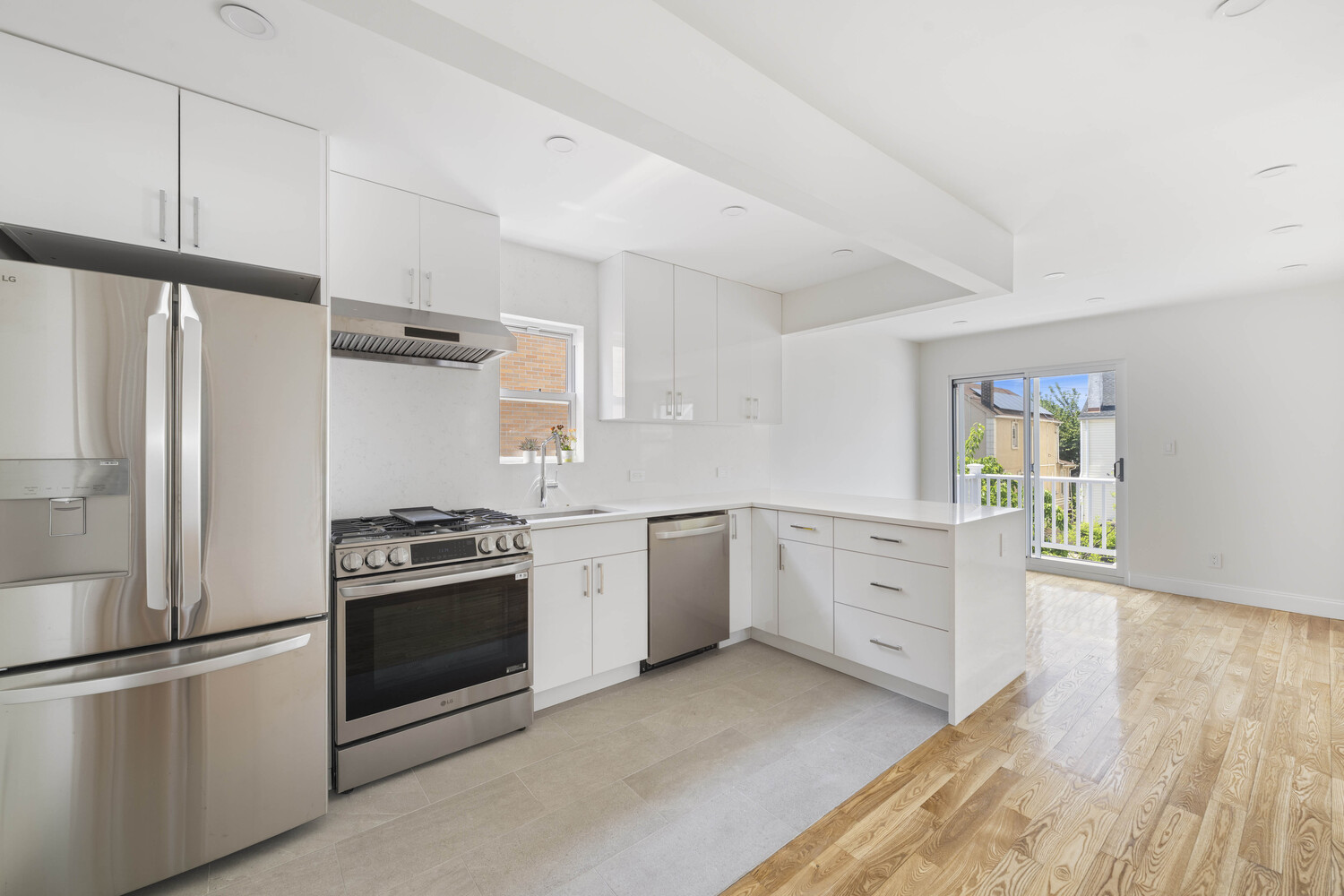 58-28 84th Street 2 Middle Village Queens NY 11379