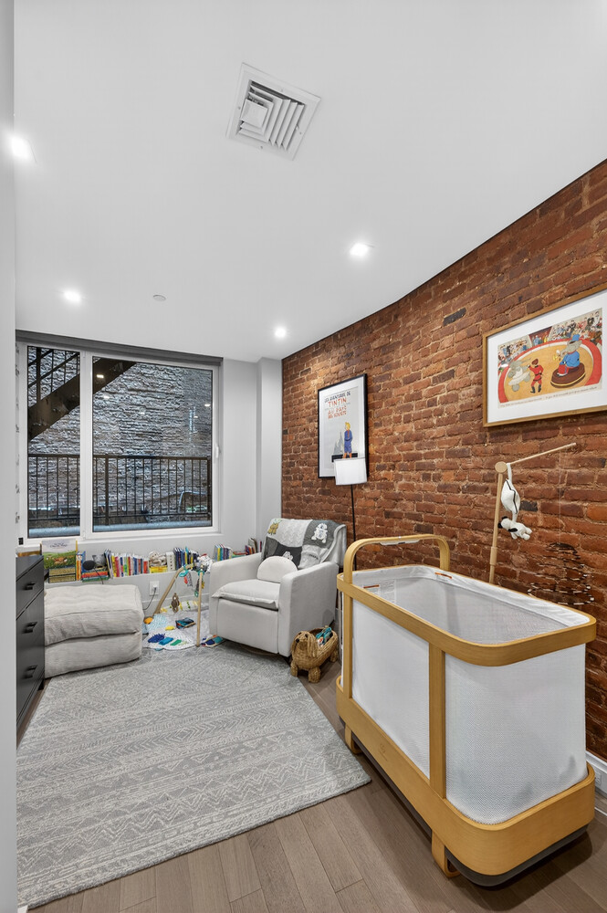 17 East 17th Street 2FL Flatiron District New York NY 10003