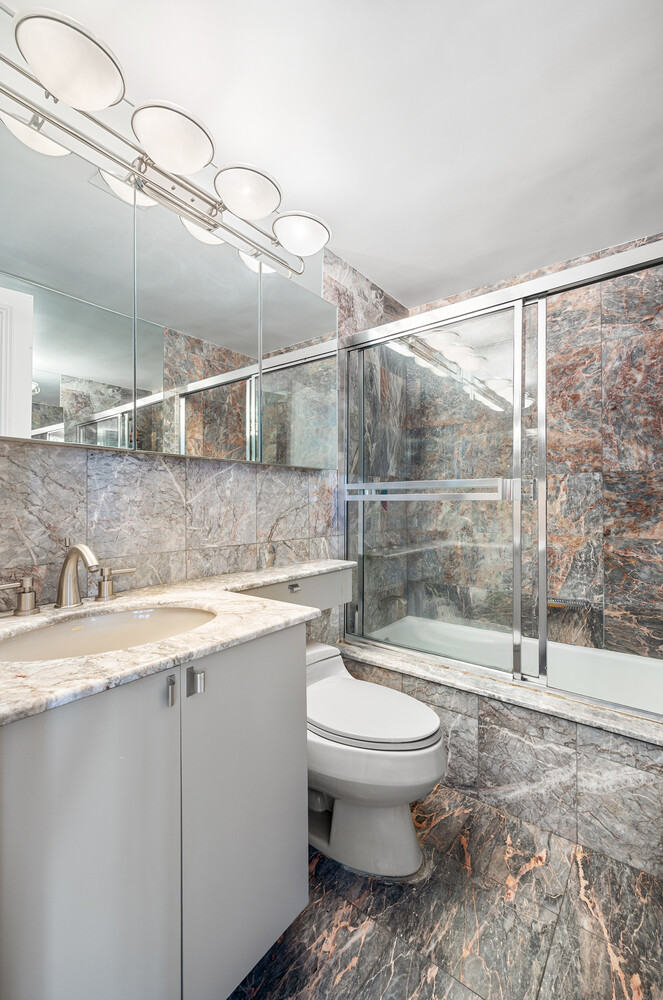 45 East End Avenue Upper East Side New York NY 10028
