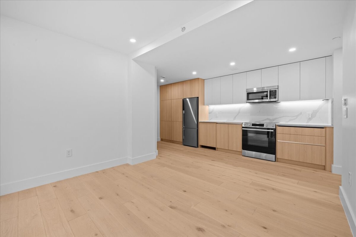 107 Schaefer Street GA Bushwick Brooklyn NY 11207