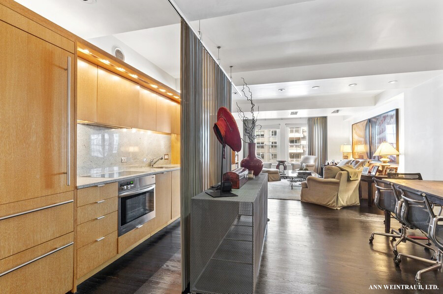 1 Fifth Avenue 5F Greenwich Village New York NY 10003