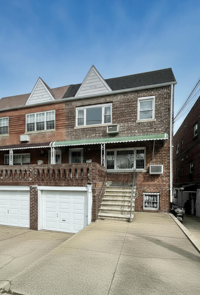 1718 Williamsbridge Road Morris Park Bronx NY 10461