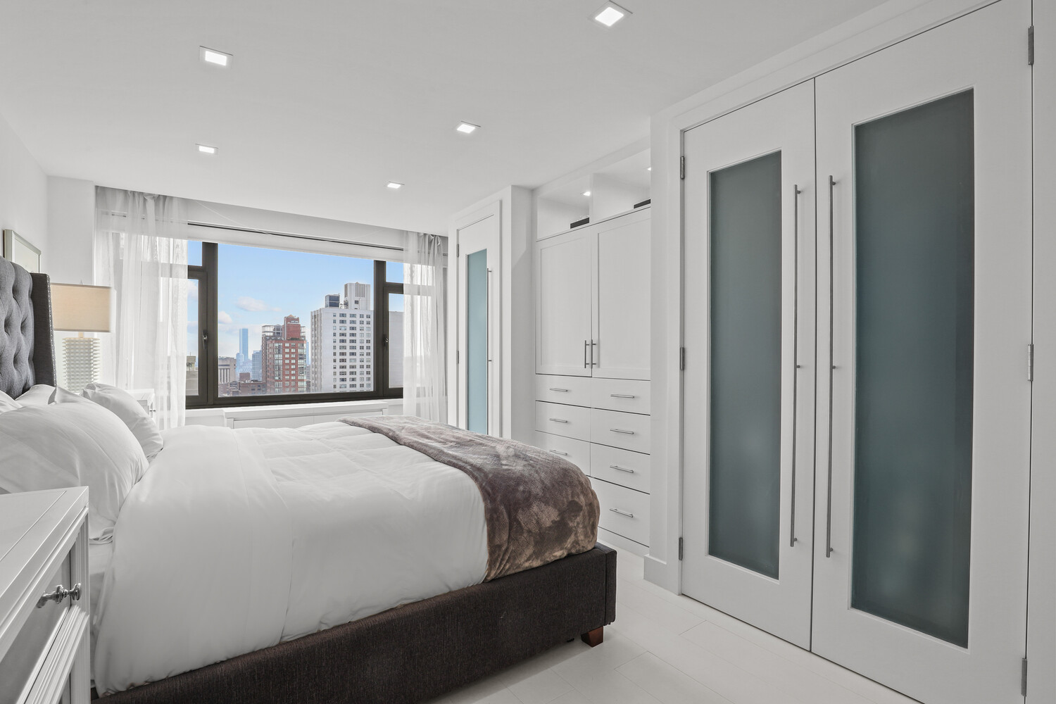 160 East 65th Street 26B Upper East Side New York NY 10065