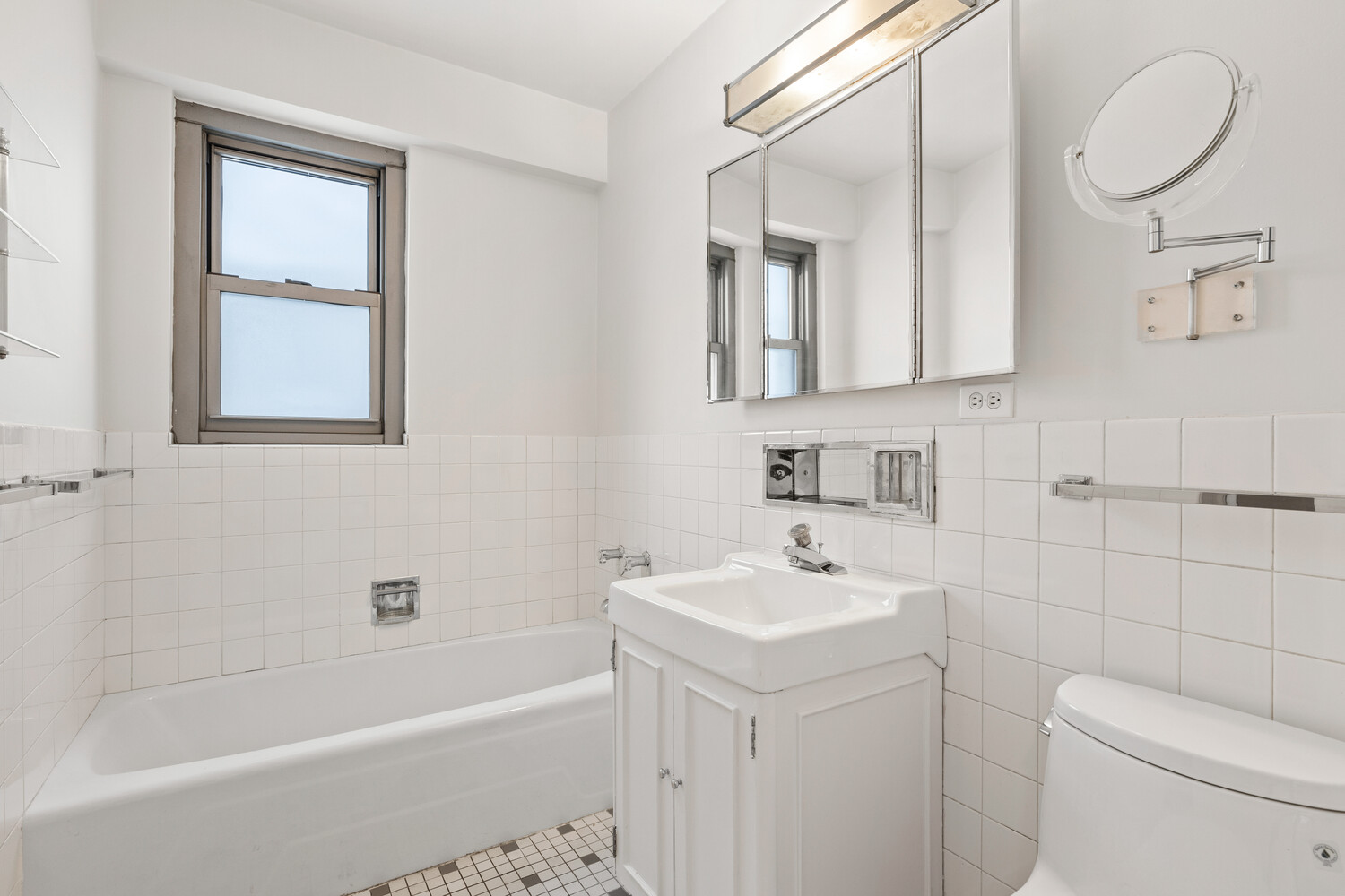 650 Park Avenue 14F Upper East Side New York NY 10065