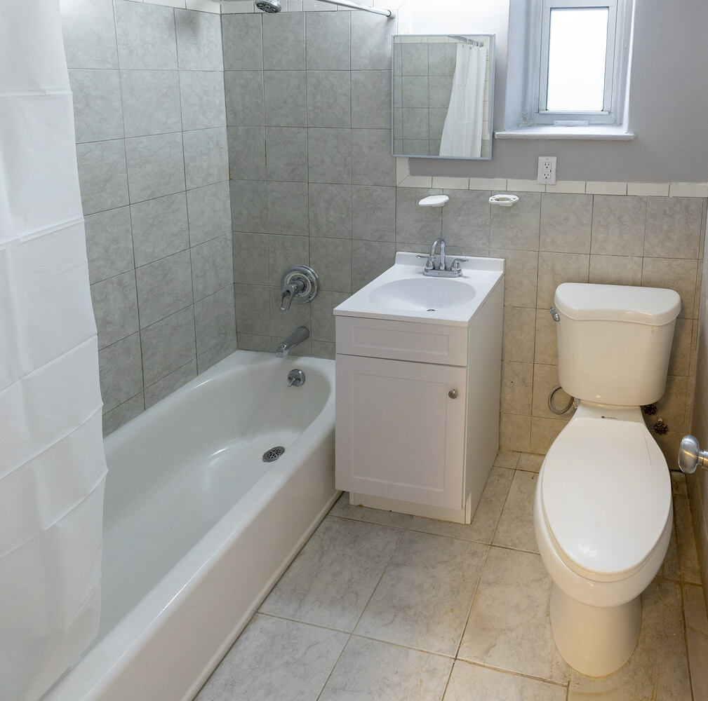 143 Bennett Avenue GA Hudson Heights New York NY 10040