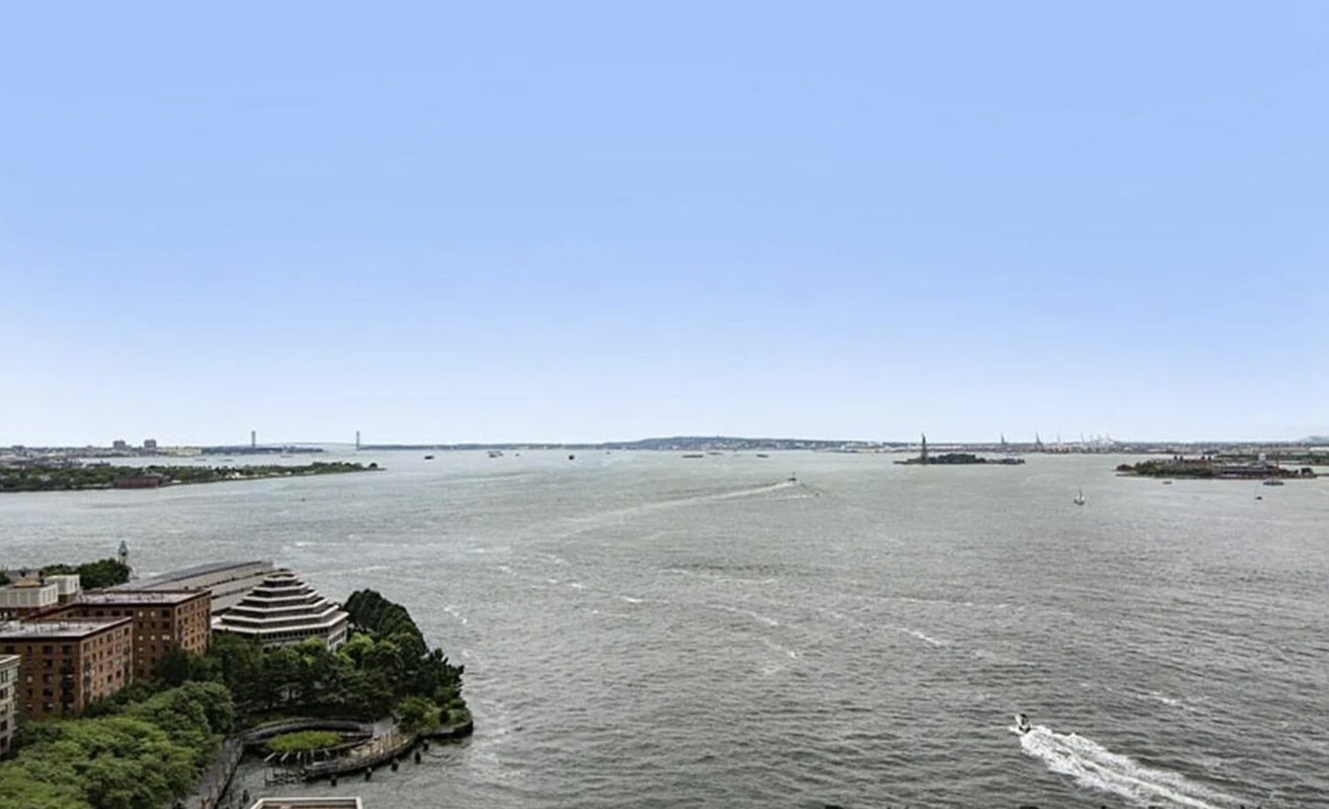 380 Rector Place 23G Battery Park City New York NY 10280