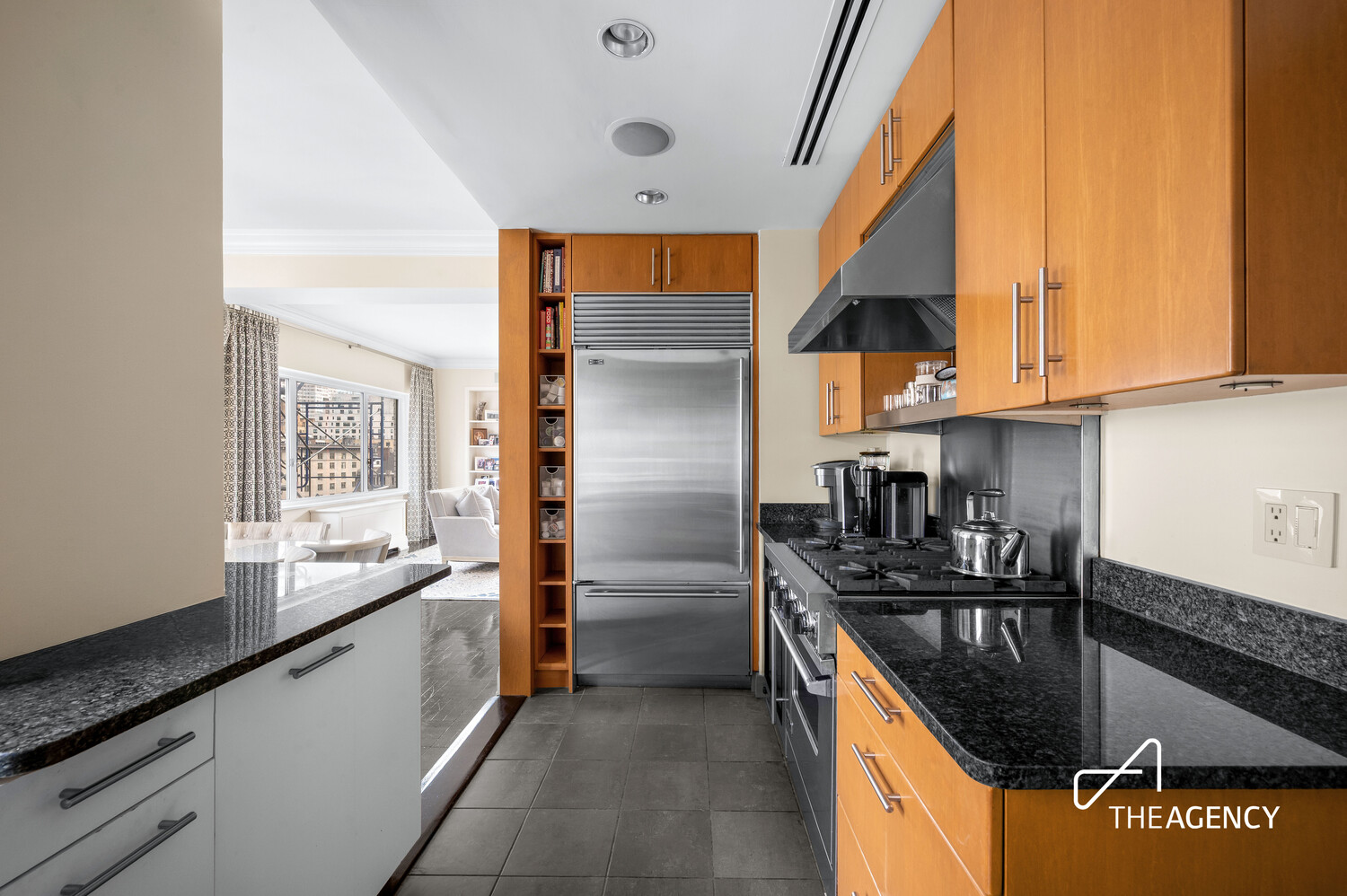 605 Park Avenue 15D Upper East Side New York NY 10065