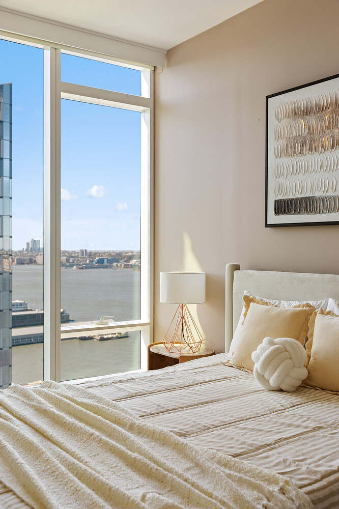 30 Riverside Blvd. Lincoln Square New York NY 10069