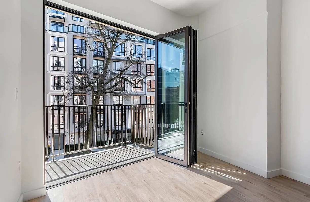 161 Lenox Road 512 Flatbush Brooklyn NY 11226