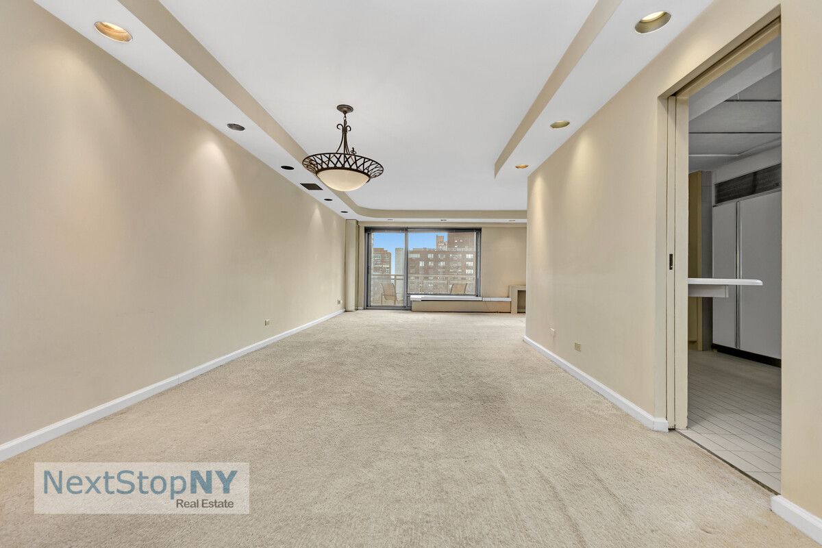 400 East 56th Street 27R Sutton Place New York NY 10022