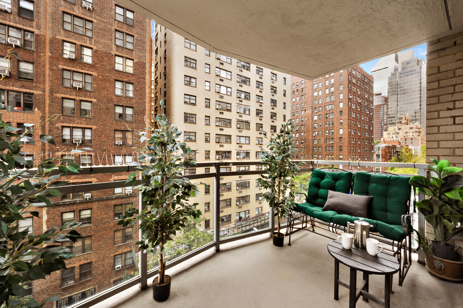 400 East 56th Street 5R Sutton Place New York NY 10022