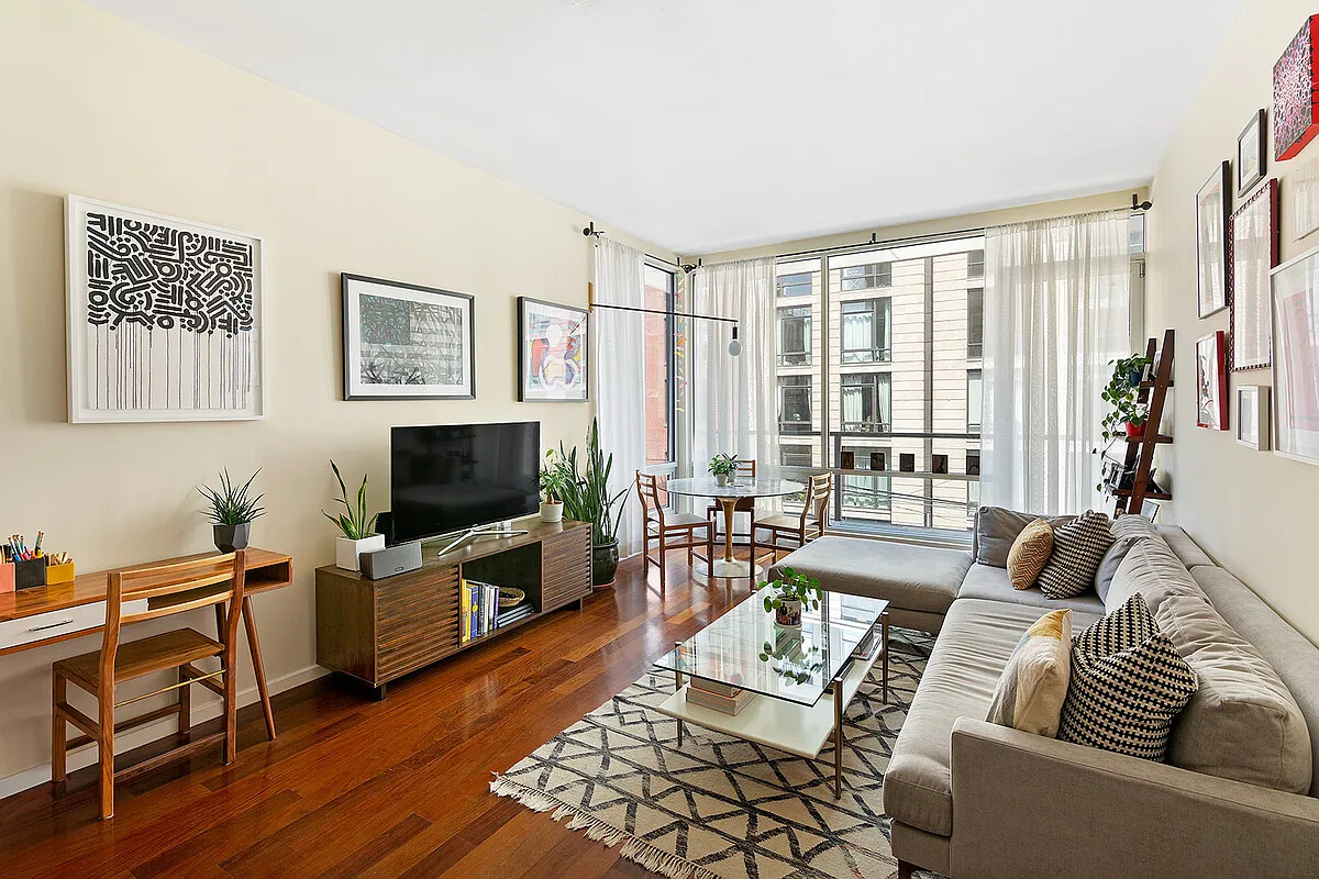 170 North 11th Street 3C Williamsburg Brooklyn NY 11211