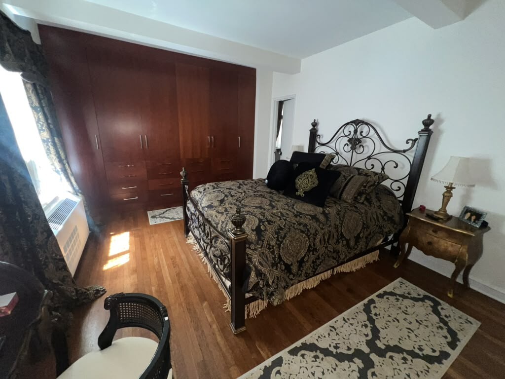 40 Central Park South 19C Central Park South New York NY 10019