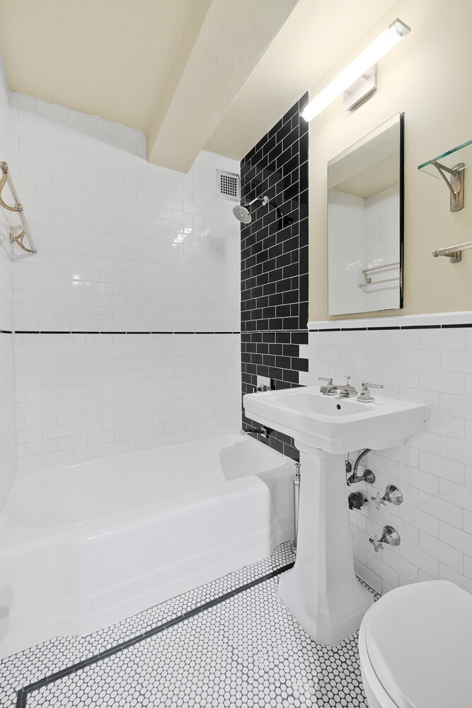 229 East 28th Street 4M Kips Bay New York NY 10016