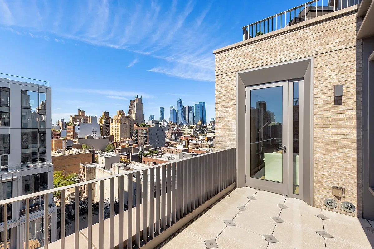 540 Sixth Avenue Flatiron District New York NY 10011