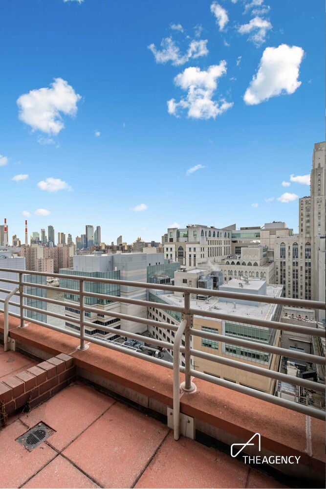 524 East 72nd Street 22D Upper East Side New York NY 10021