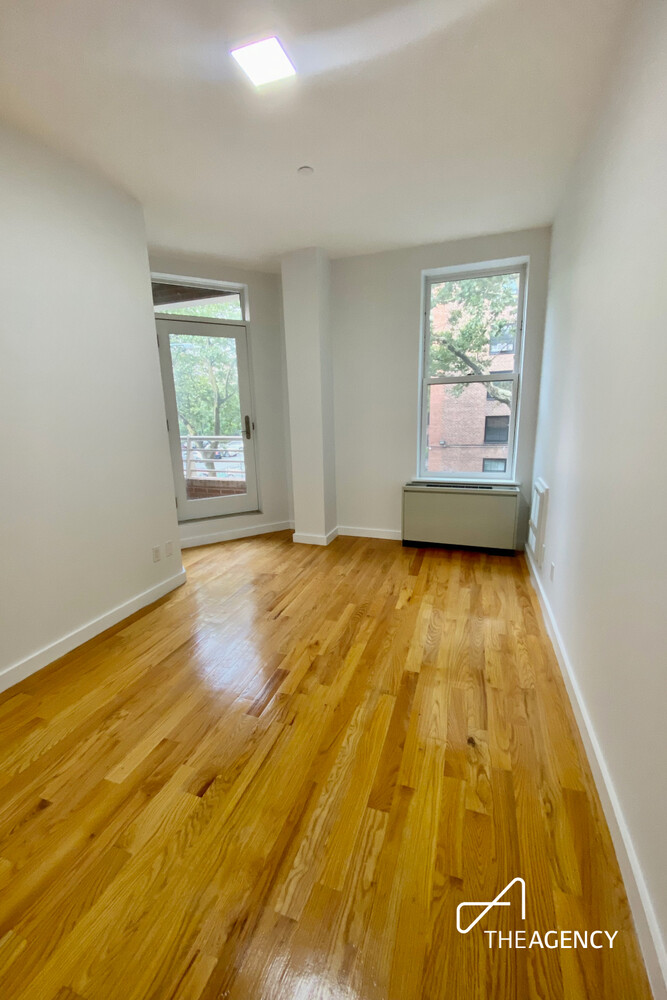 367 Waverly Avenue 2D Clinton Hill Brooklyn NY 11238