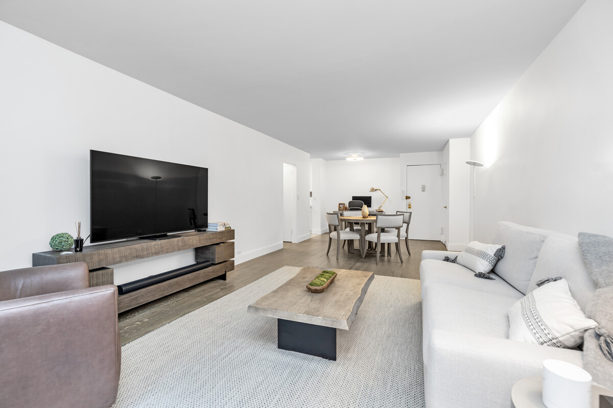77 West 55th Street 2HH Midtown West New York NY 10019
