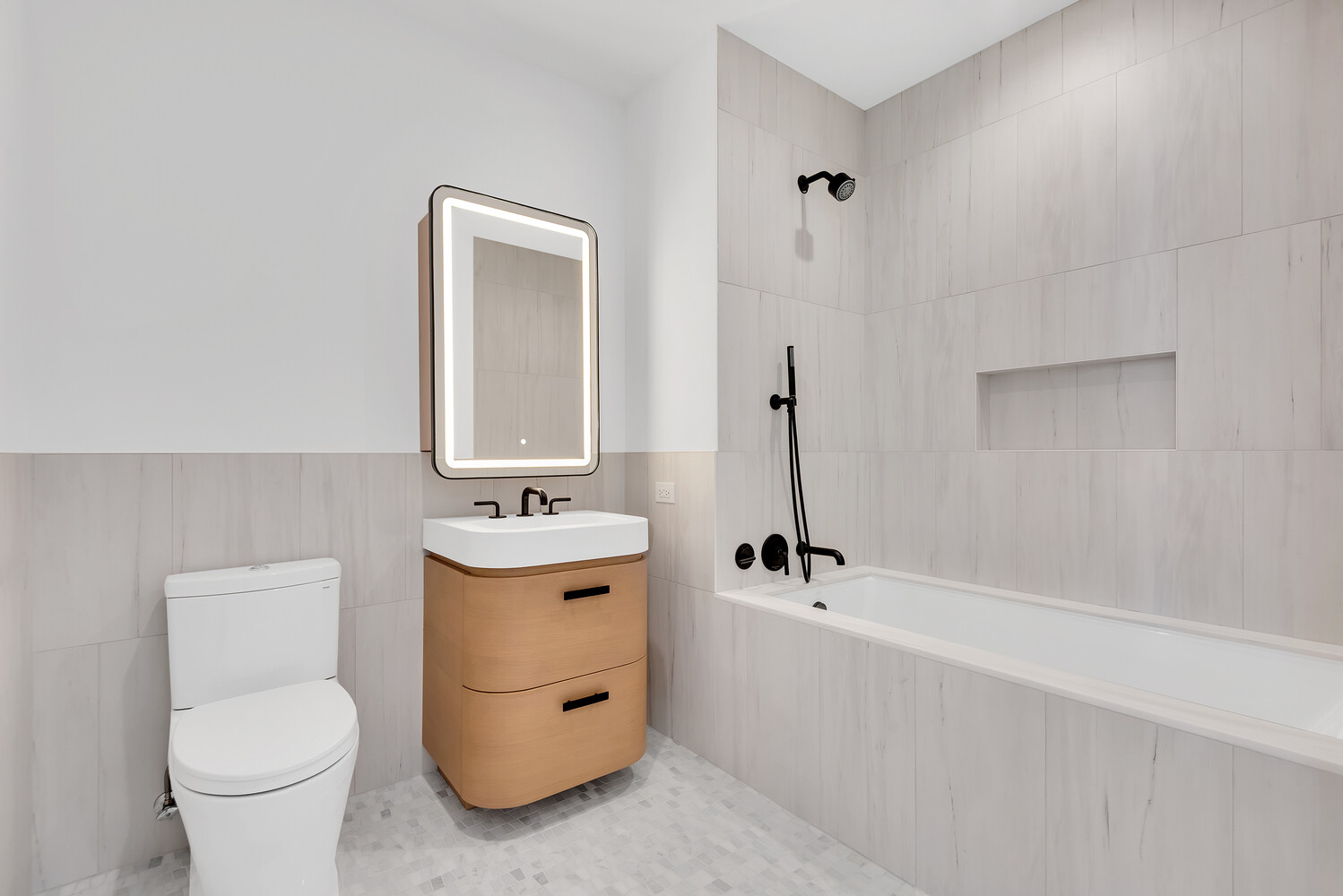 480 Kent Avenue 16A Williamsburg Brooklyn NY 11249