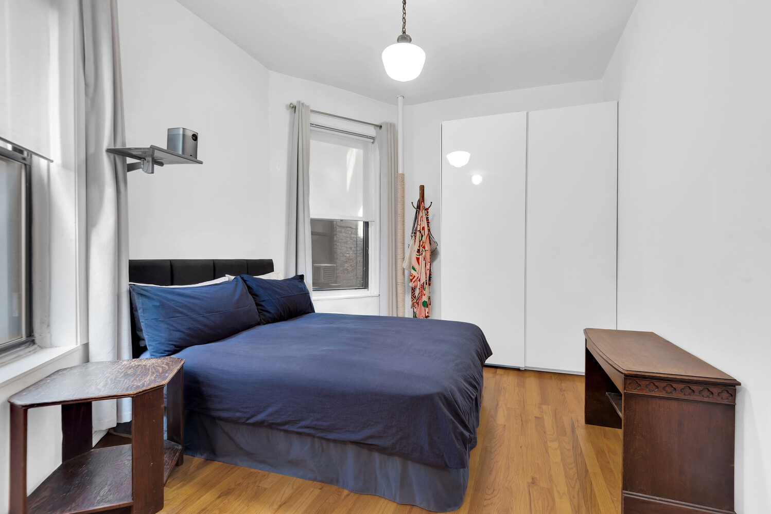 993 Amsterdam Avenue 4B Manhattan Valley New York NY 10025