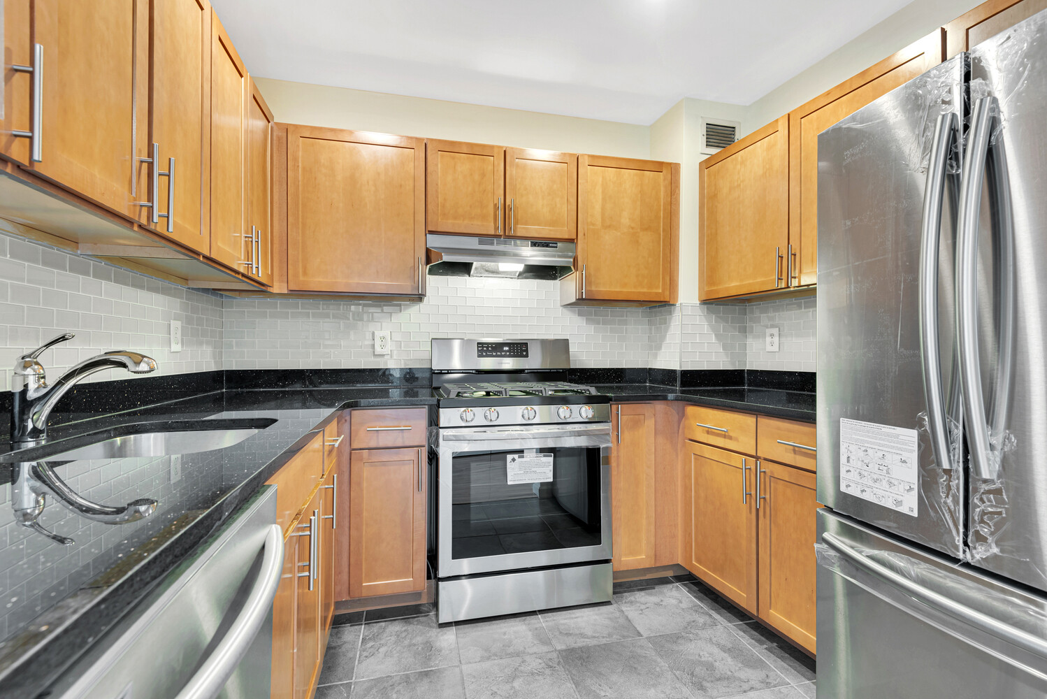 41-02 Queens Blvd. 5F Sunnyside Queens NY 11104