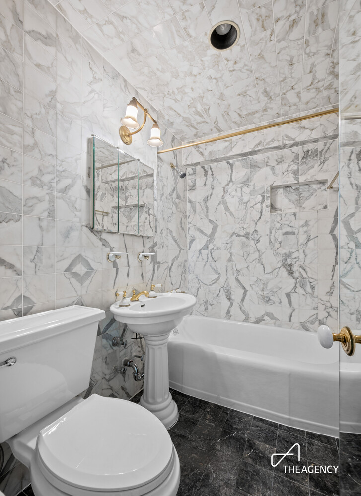 411 East 53rd Street 17L Sutton Place New York NY 10022