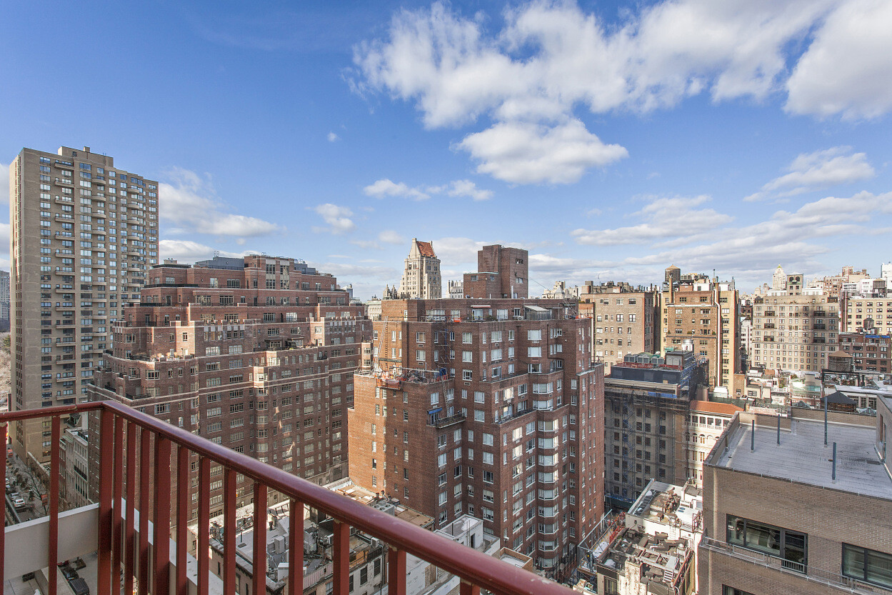 40 East 61st Street 16B Upper East Side New York NY 10065