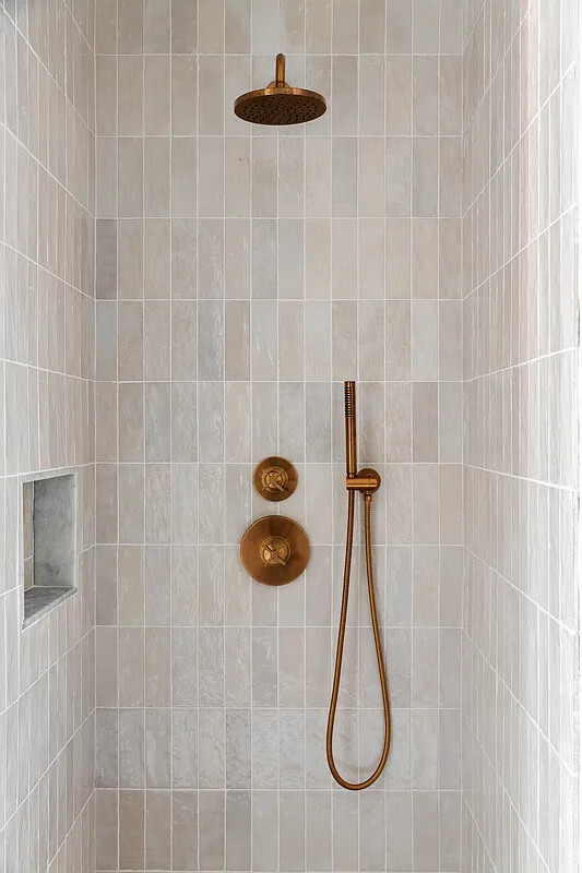 215 Calyer Street 4 Greenpoint Brooklyn NY 11222