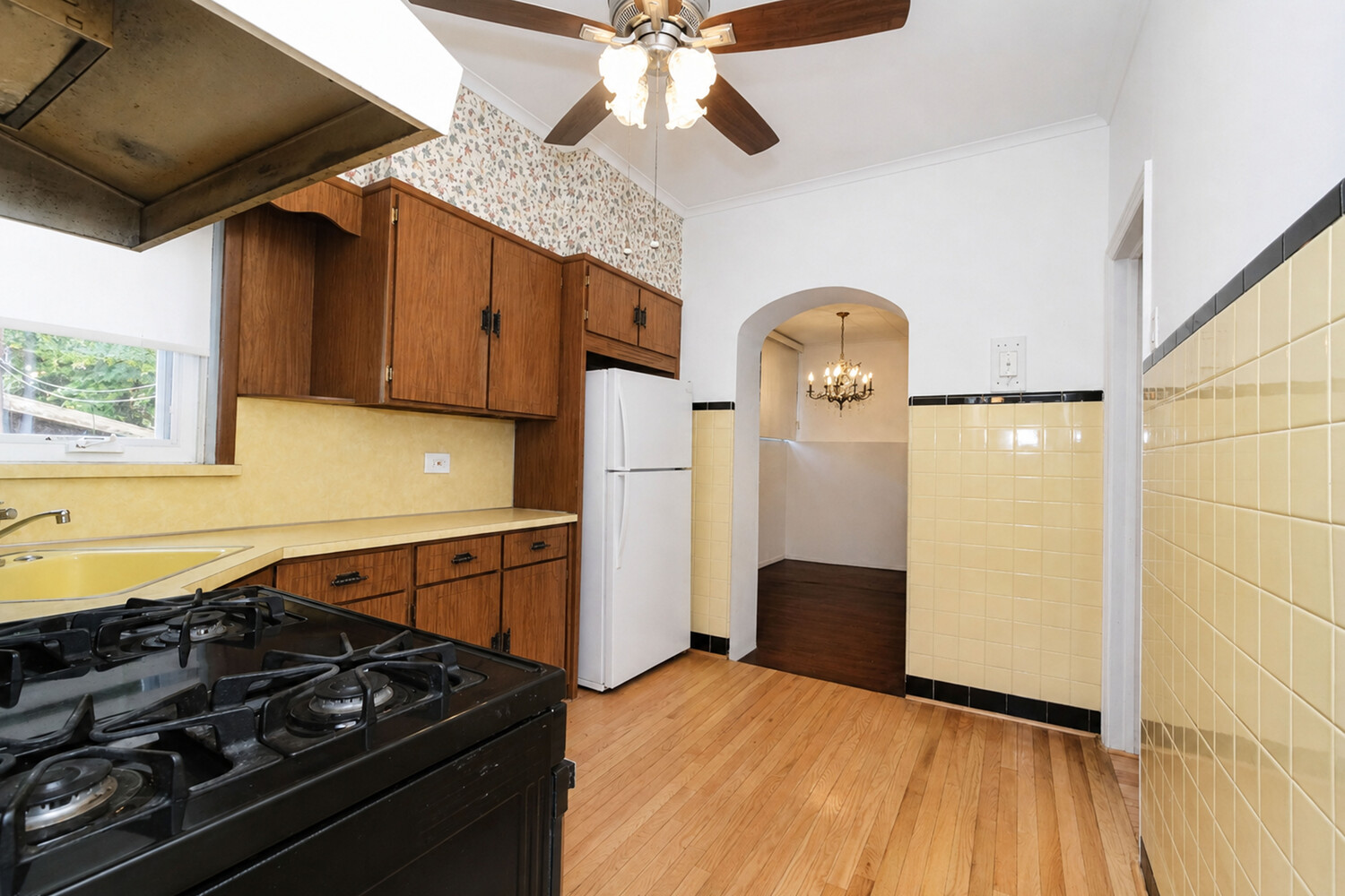 180 Stanley Avenue Tompkinsville Staten Island NY 10301