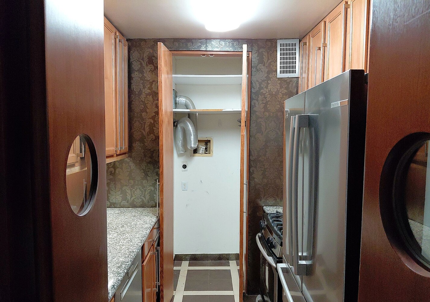 350 West 50th Street 30E Clinton New York NY 10019