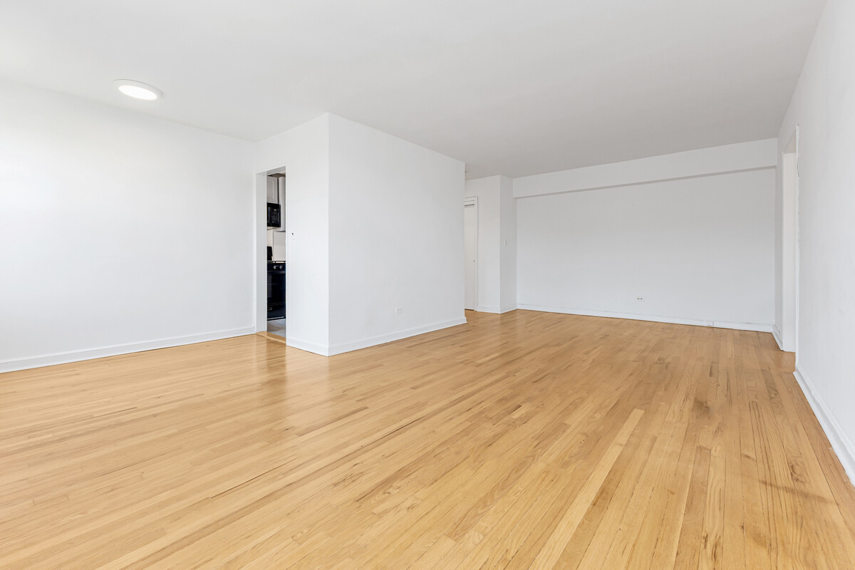 67-10 108th Street Forest Hills Queens NY 11375