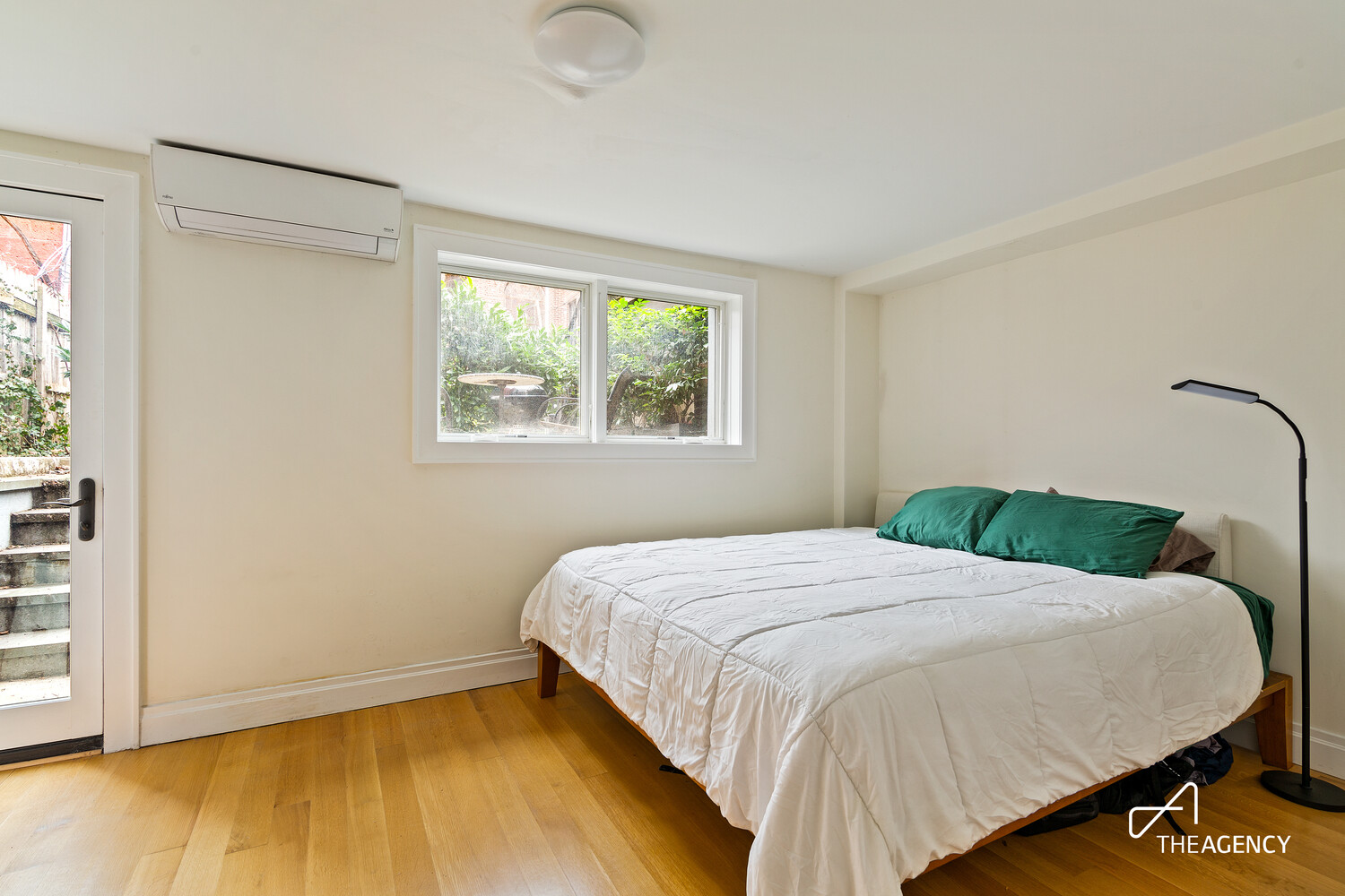 290 Manhattan Avenue East Williamsburg Brooklyn NY 11211