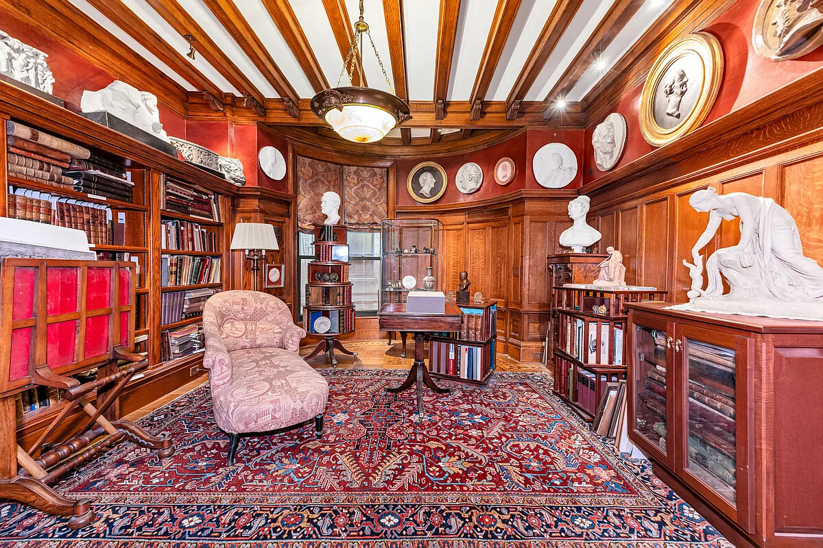 258 Riverside Drive 1CD Upper West Side New York NY 10025
