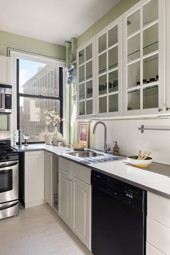 105 East 15th Street Gramercy Park New York NY 10003