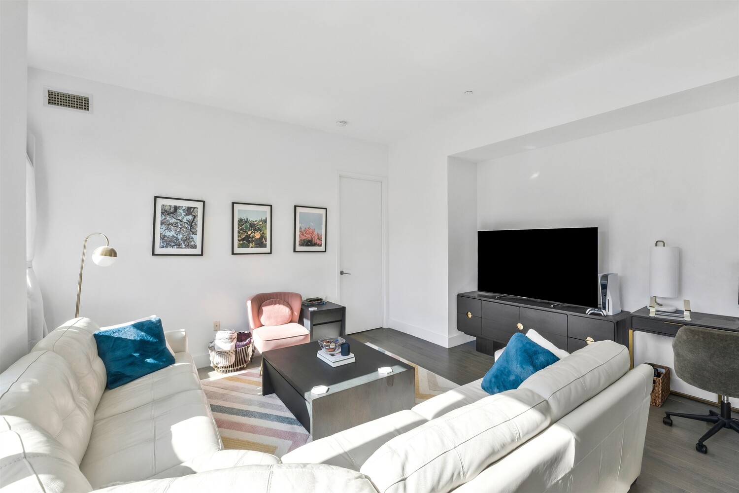 416 West 52nd Street 514 Clinton New York NY 10019