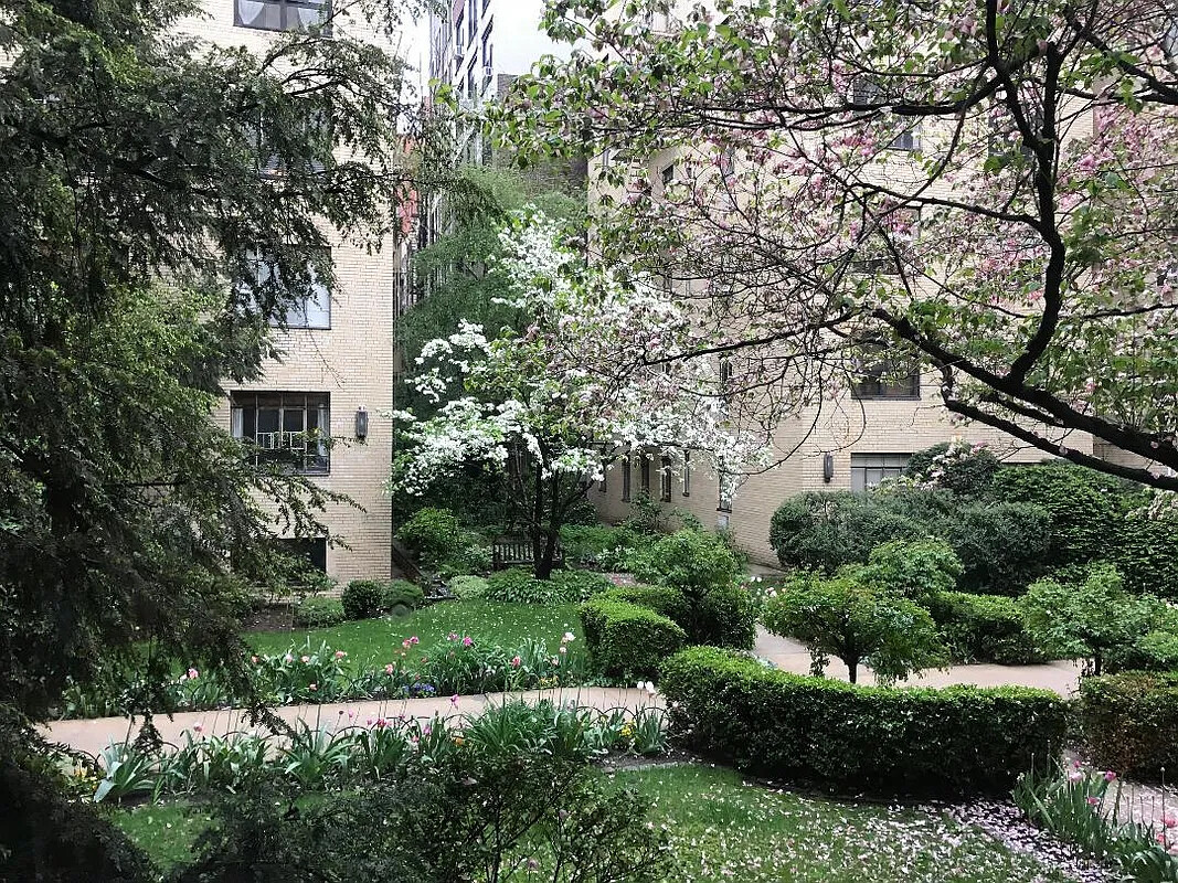 255 West 23rd Street 5DE Chelsea New York NY 10011