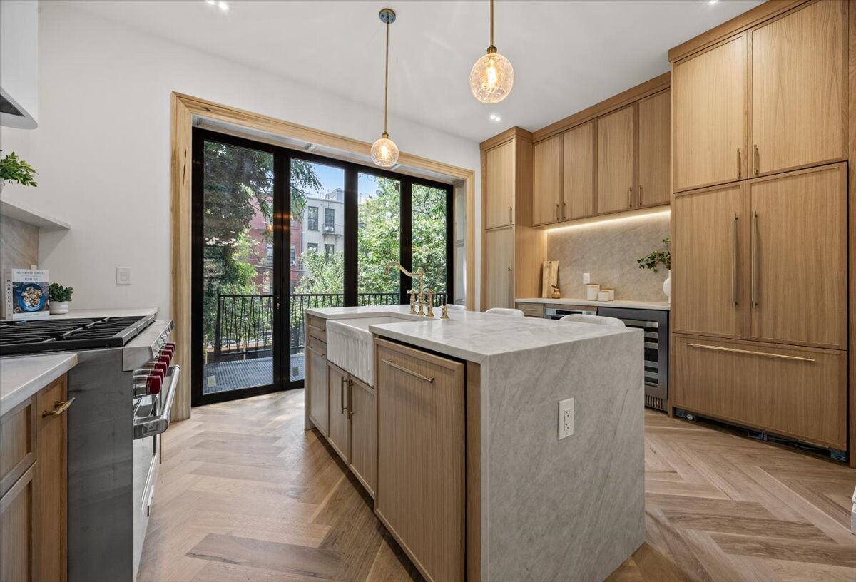394 Bainbridge Street Stuyvesant Heights Brooklyn NY 11233